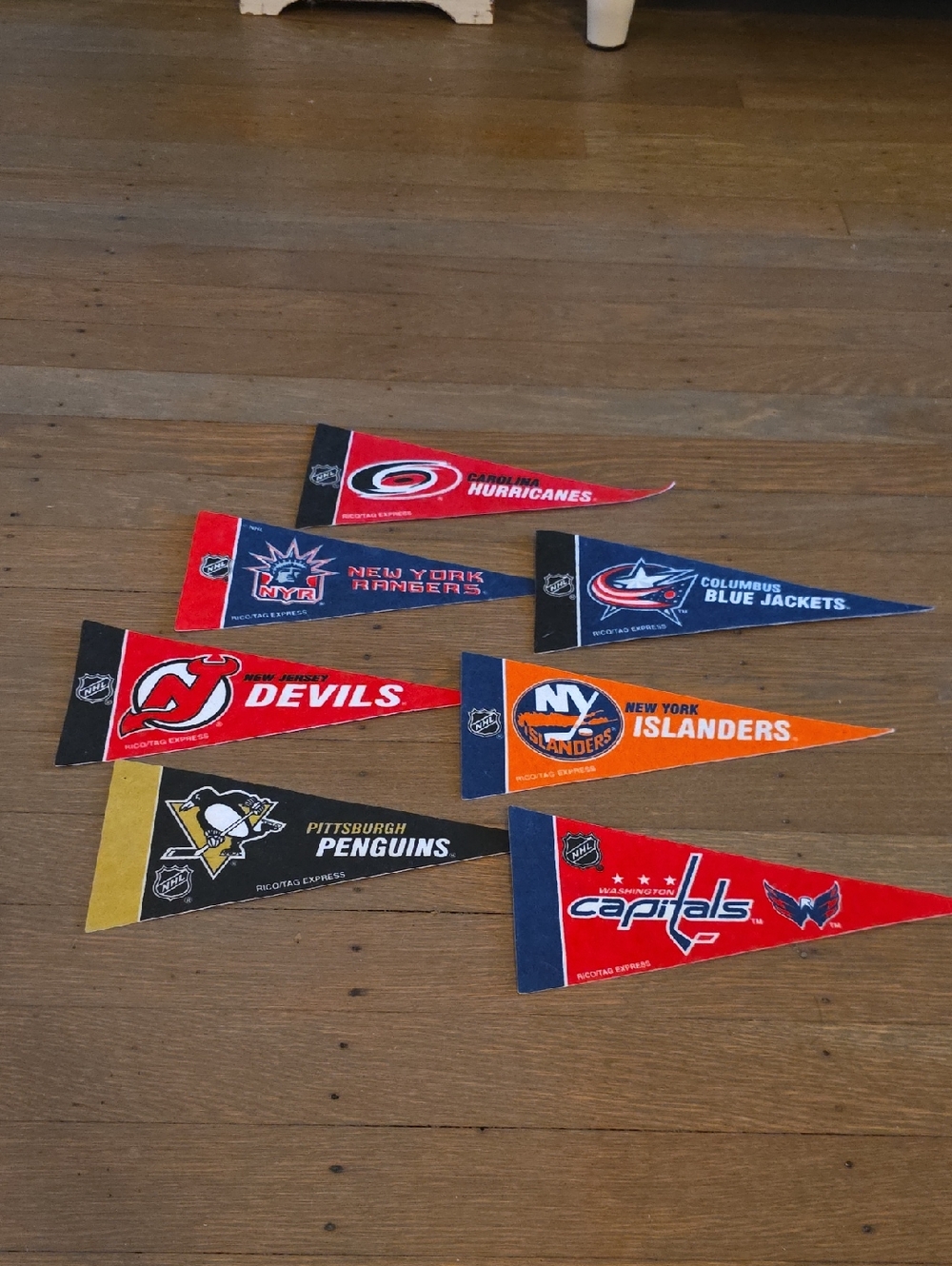 NHL Metro Team Mini Felt Pennant Collection - Set Of 7 4"x9"
